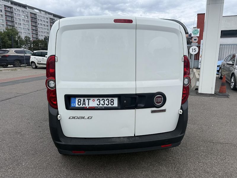 Fiat Dobló 1.3 MTJ Klimatizace - fotka 7 z 21
