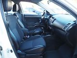 Peugeot 4007 (2010) 2.2 HDI, 115 kW, 4x4, 7 míst - náhled 17