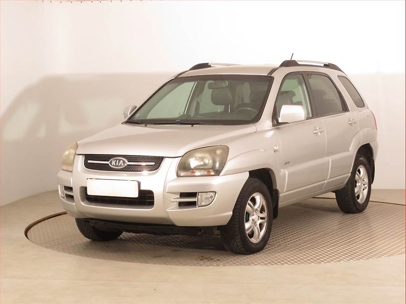 Kia Sportage (2008) 2.0 CRDi , 4X4, Tempomat - fotka 2 z 15