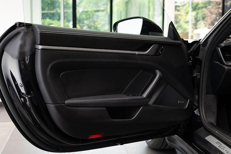 Porsche 911 (992.2) Carrera Pano/Bose/Spor - fotka 7 z 23