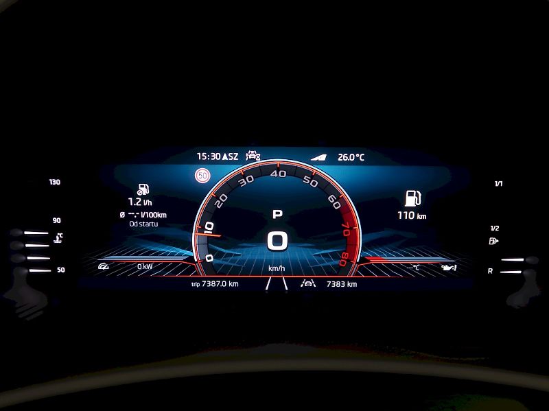 Škoda Karoq (2026) SPORTLINE 2.0TDI 110KW 4x4 DSG - fotka 18 z 43