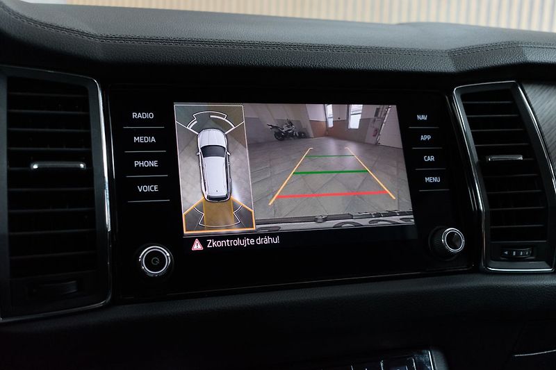 Škoda Kodiaq 2.0 TDI STYLE+*TAŽNÉ*DPH*ČR 1M - fotka 27 z 48