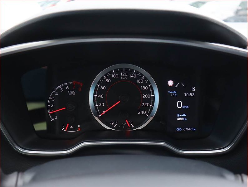 Toyota Corolla (2022) 1.5 VVT-i, Serv.kniha - fotka 11 z 19