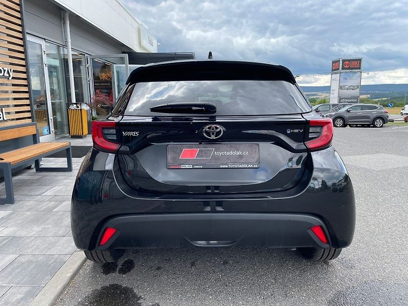 Toyota Yaris 1.5 HEV 116 Style - fotka 6 z 28