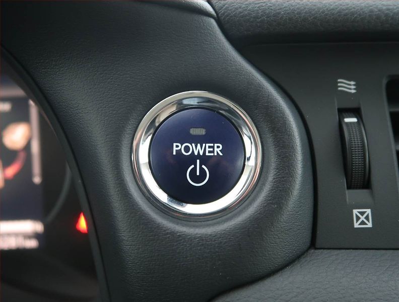 Lexus CT 200h (2020) 200h, Automat, ČR,1.maj - fotka 18 z 19