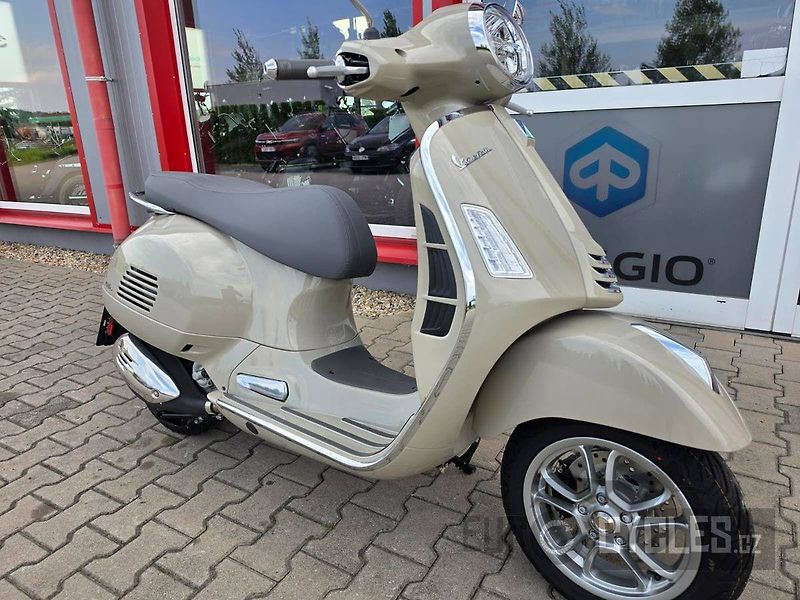 Vespa (2026) GTS 310, odprodej demo - fotka 1 z 1
