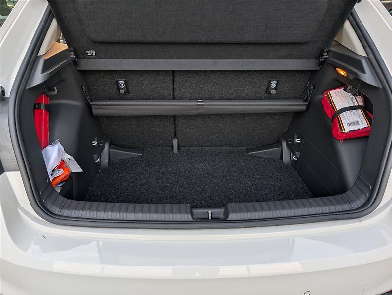 Škoda Fabia 1,0 TSi STYLE,1.majitel,záruka - fotka 15 z 15
