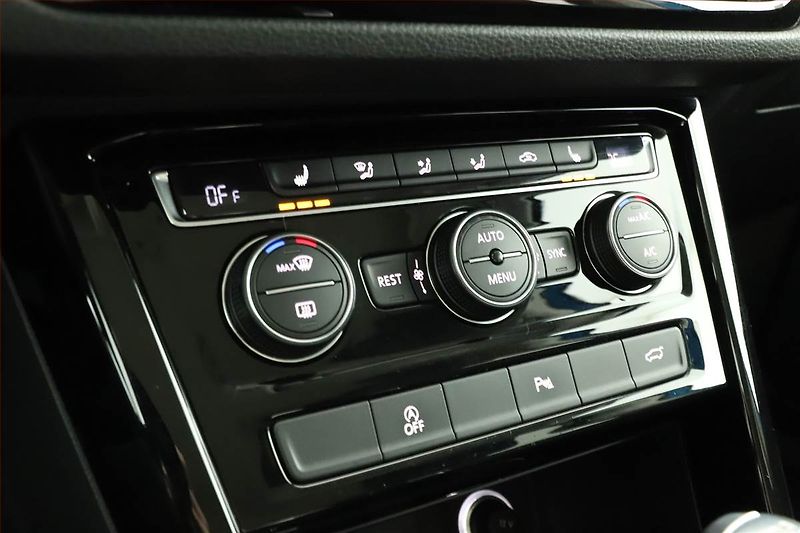 Volkswagen Touran (2016) 2.0 TDI, Automat, Serv.kniha - fotka 9 z 20