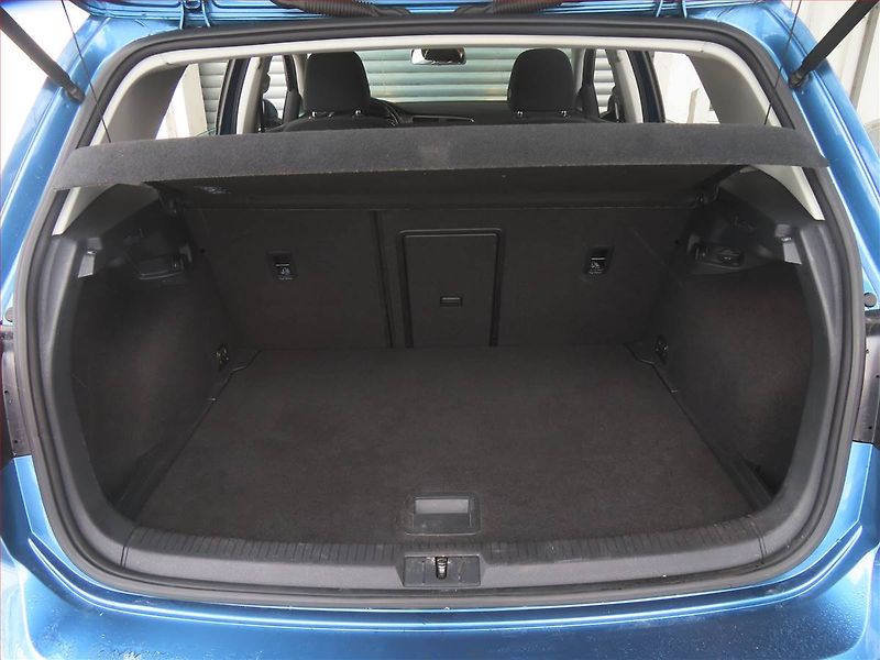 Audi A4 (2015) S-Line 2.0 TDI, Automat - fotka 11 z 15