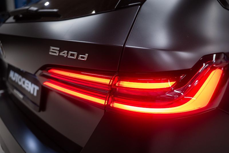 BMW Řada 5 (2025) 540xd M-SPORT MAXIMÁLNÍ VÝBAVA - fotka 12 z 50
