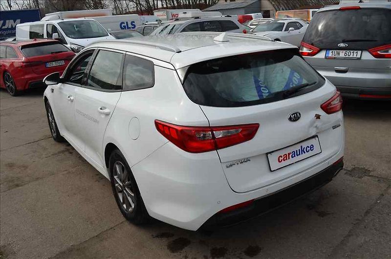 Kia Optima (2018) 1,7 D - fotka 6 z 21