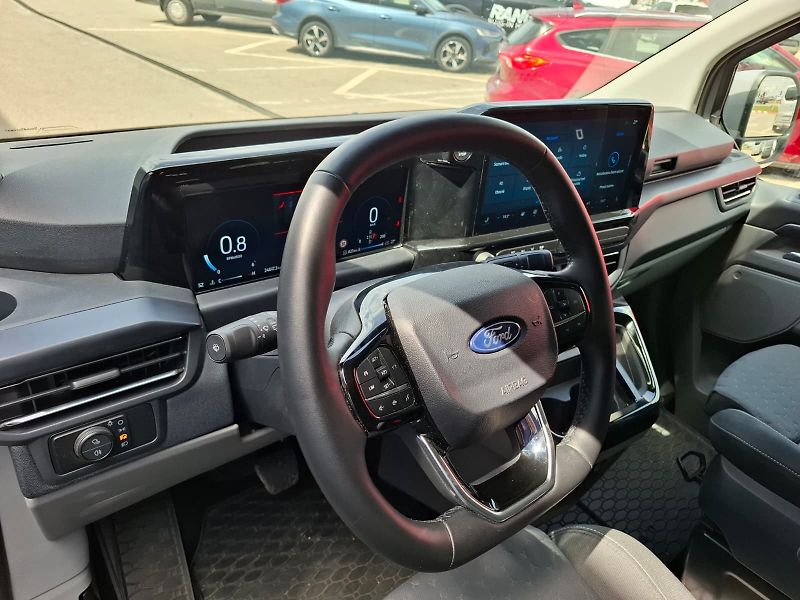 Ford Tourneo Custom Titanium L2, Tourneo, 2.0 EcoB - fotka 9 z 15