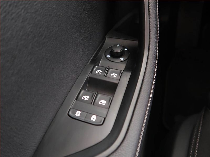 Škoda Superb (2021) Style 2.0 TDI - fotka 16 z 20