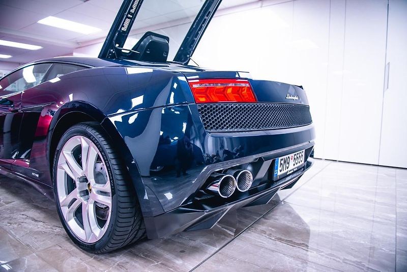 Lamborghini Gallardo LP 560-4 1.Maj.Originál10500KM - fotka 17 z 55