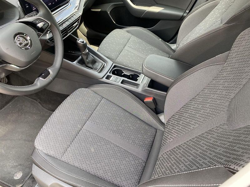 Škoda Octavia (2022) Combi 2.0 TDI Style - fotka 6 z 37