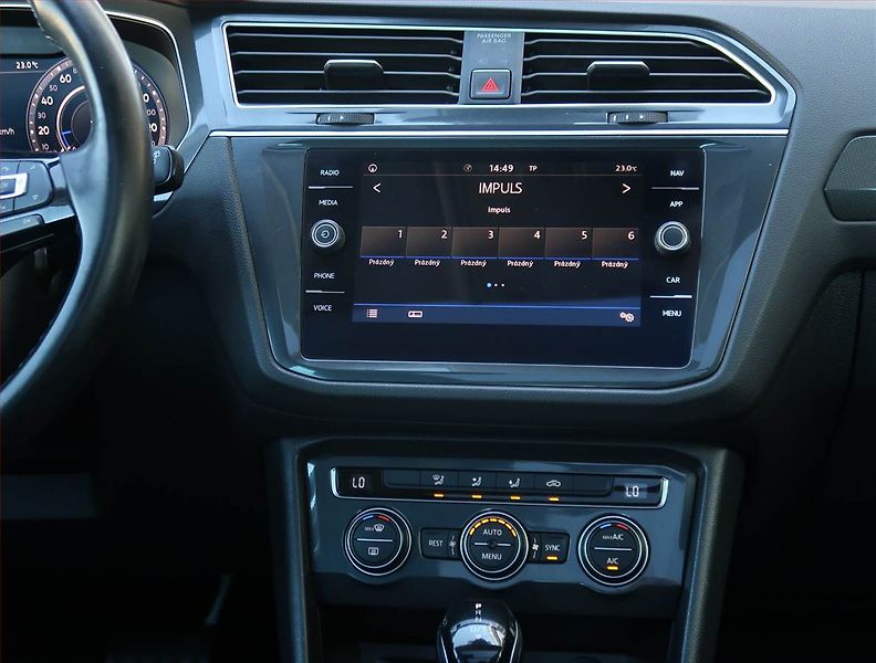 Volkswagen Tiguan (2018) Highline 2.0 TDI - fotka 12 z 23