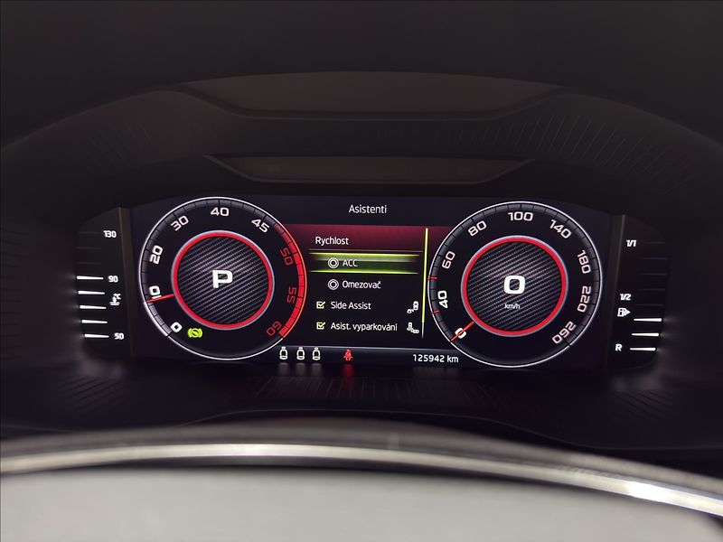 Škoda Kodiaq 2,0   TDI RS REZERVACE - fotka 17 z 41