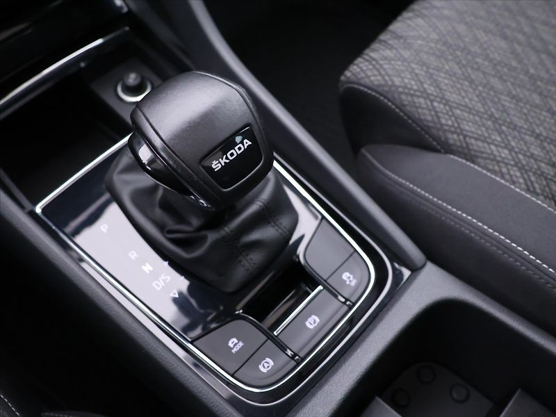 Škoda Karoq 2,0 TDI 85kW DSG Style CZ DPH - fotka 31 z 41