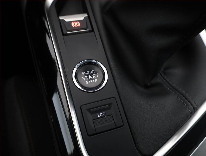 Peugeot 5008 (2021) 1.5 BlueHDi, 7 míst, Tempomat - fotka 13 z 18