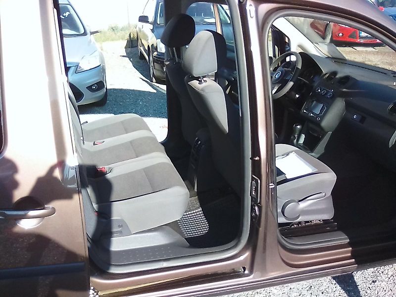 Volkswagen Caddy (2012) 1.2 TSi / 77KW, nové rozvody - fotka 27 z 37