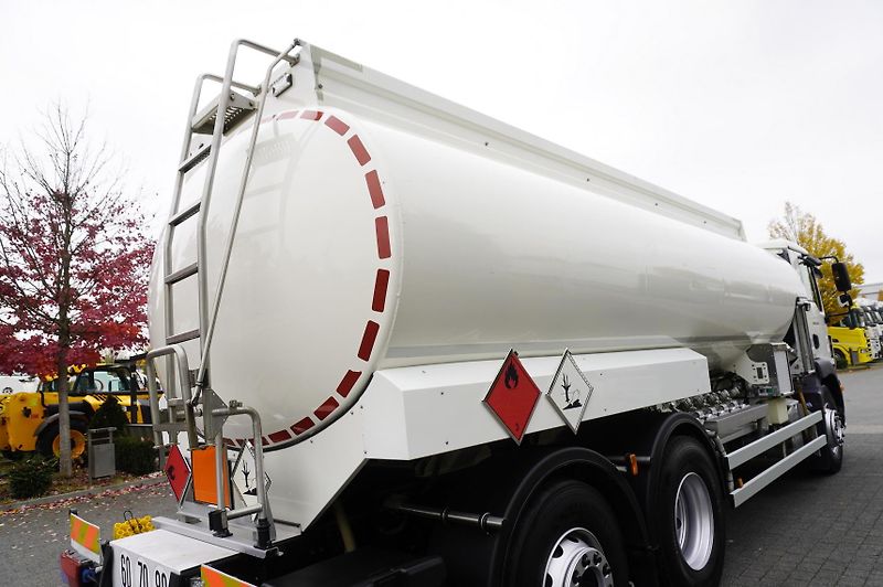 MAN TGM (2015) 26.340 6x2/4 / Magyar fuel tan - fotka 10 z 24