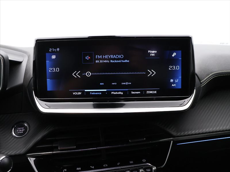 Peugeot 208 1,2 PureTech 74kW GT DPH - fotka 18 z 27