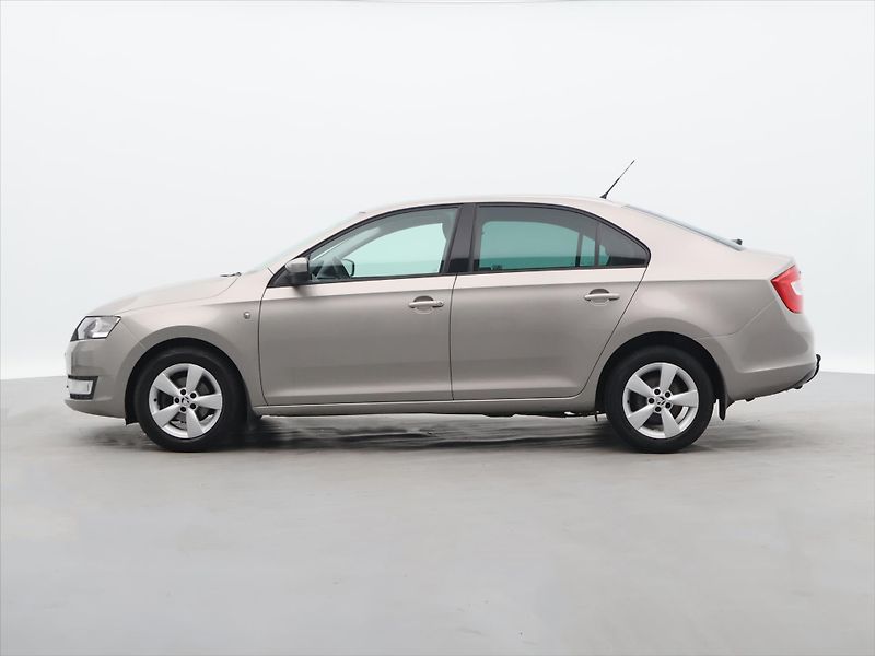 Škoda Rapid 1,2 TSI 63kW Ambition Fresh - fotka 4 z 27