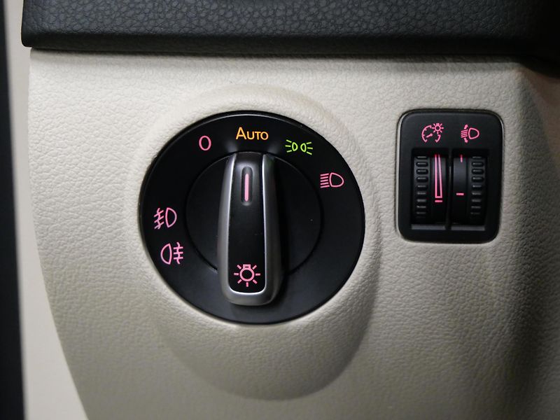 Volkswagen Tiguan - fotka 13 z 25