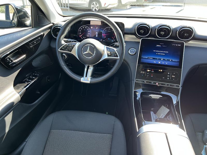 Mercedes-Benz Třídy C 220d T led kamera ACC - fotka 11 z 21