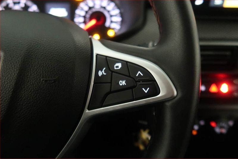 Dacia Sandero (2022) 1.0 SCe, ČR,1.maj, Serv.kniha - fotka 17 z 17