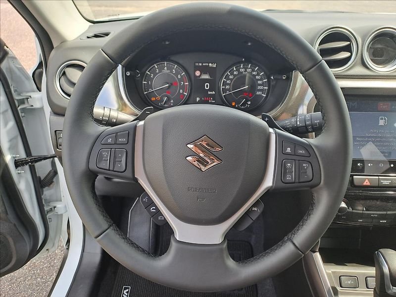 Suzuki Vitara (2025) 1,5 Elegance AllGrip 6AGS - fotka 10 z 17