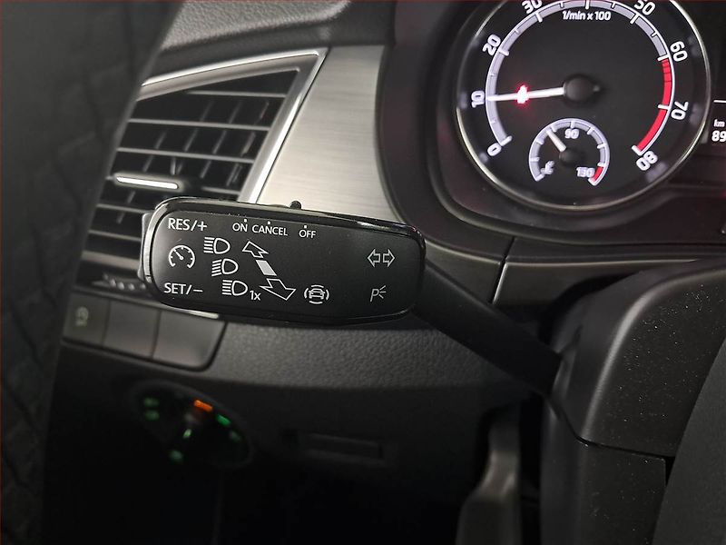 Škoda Fabia (2019) Style 1.0 TSI, ČR,1.maj - fotka 17 z 17