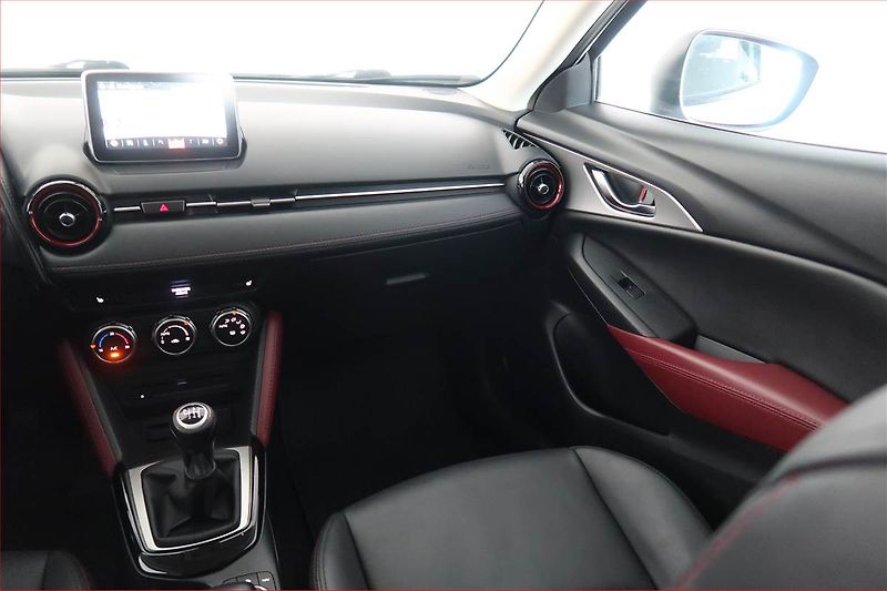 Mazda CX-3 (2017) 1.5 Skyactiv-D, Kůže, Navi - fotka 8 z 19