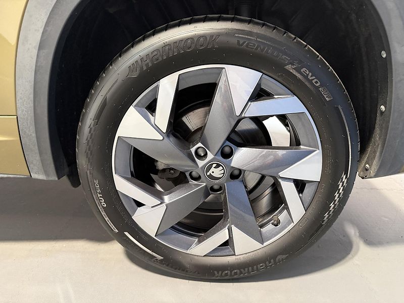 Škoda Kodiaq 2.0 TDI 142 kW Sportline 4x4 D - fotka 17 z 17