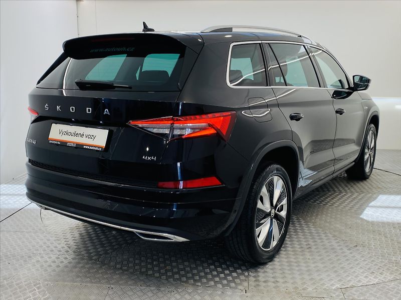 Škoda Kodiaq 2,0 TDI 147kW DSG 4x4 L&K - fotka 2 z 28