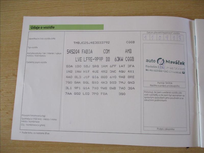 Škoda Fabia 1,4 i 16v, klima,servis,tažné, - fotka 28 z 34