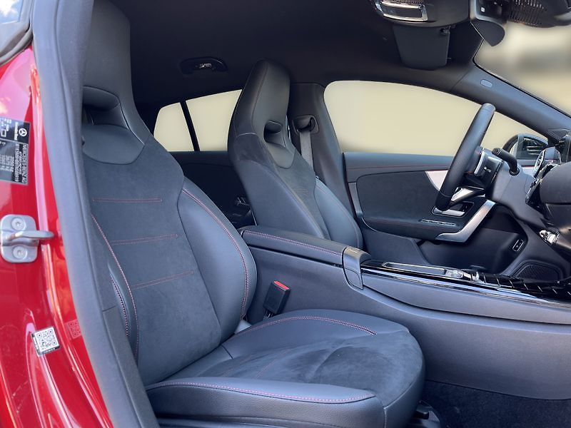 Mercedes-Benz CLA Třída 200 Shooting Brake AMG N - fotka 16 z 18