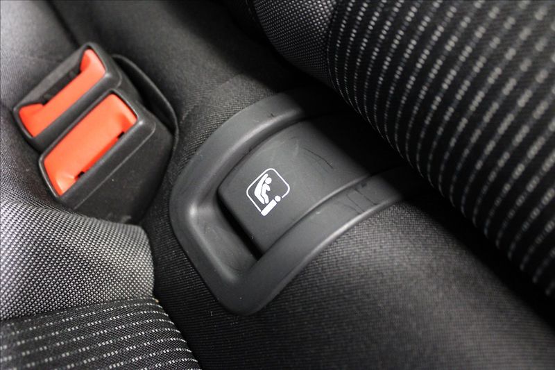 Škoda Octavia 2,0 TDI Ambition 1.majitel CZ - fotka 29 z 33