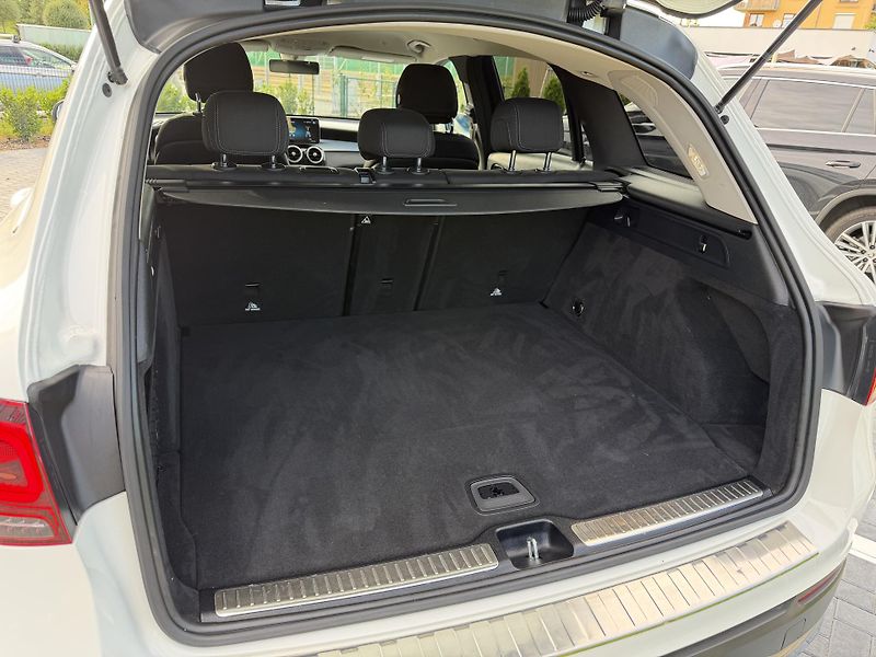 Mercedes-Benz GLC (2020) 200 / 140 kw / 4matic - fotka 13 z 22