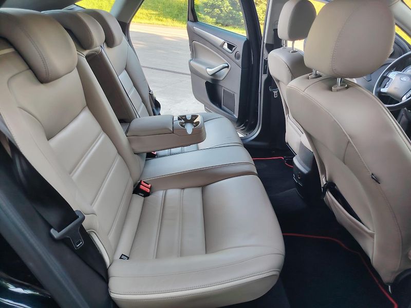 Ford Mondeo (2011) Prodám zachovalý Ford Mondeo M - fotka 16 z 20