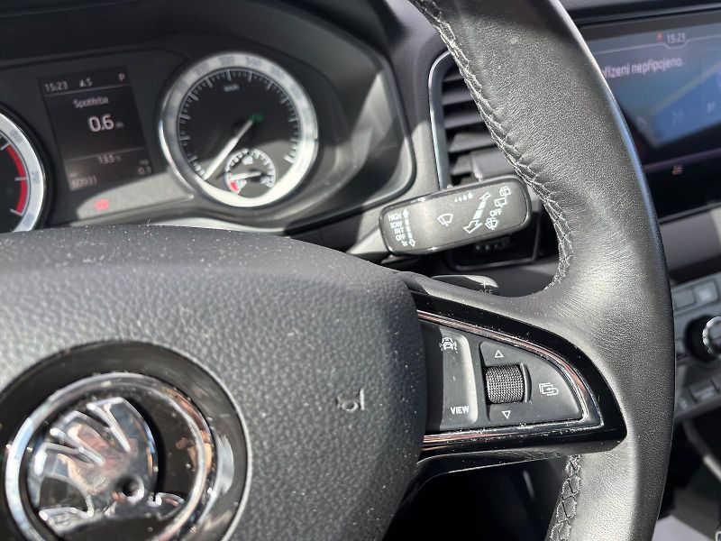 Škoda Karoq 1.5 TSI / 110 kW - fotka 17 z 30
