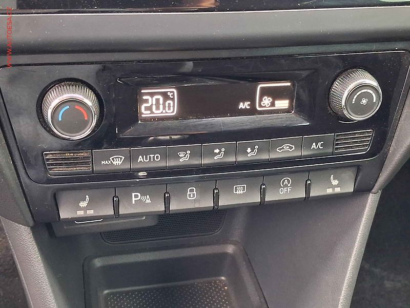 Škoda Rapid (2018) 1.0 TSi, Clever, bixen - fotka 14 z 17