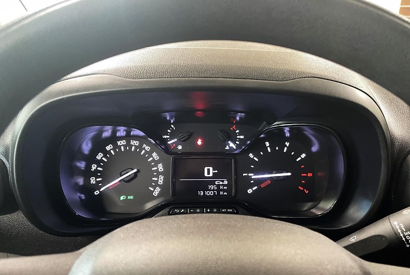 Toyota ProAce City 1.5 D-4D 100 Active SWB, ČR - fotka 12 z 22