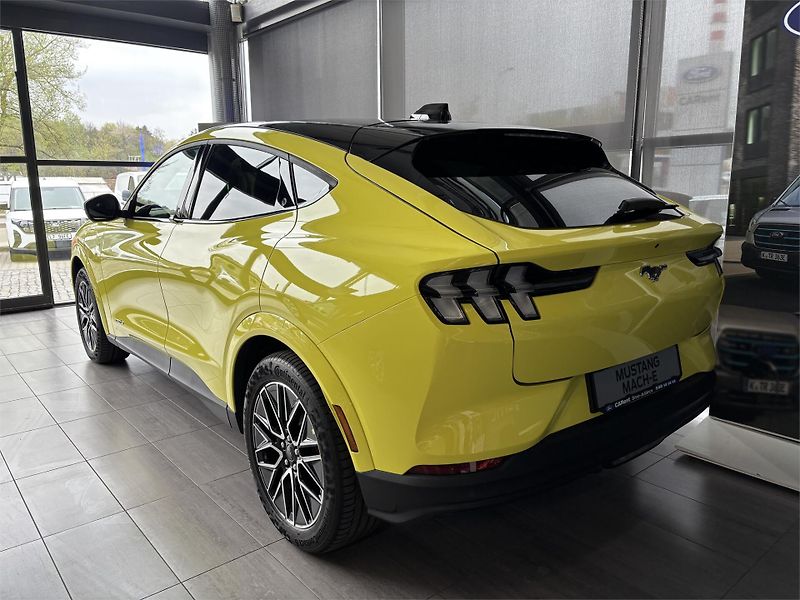 Ford Mustang Mach-E Premium, 5dveřová, 88 kWh PROD - fotka 4 z 9