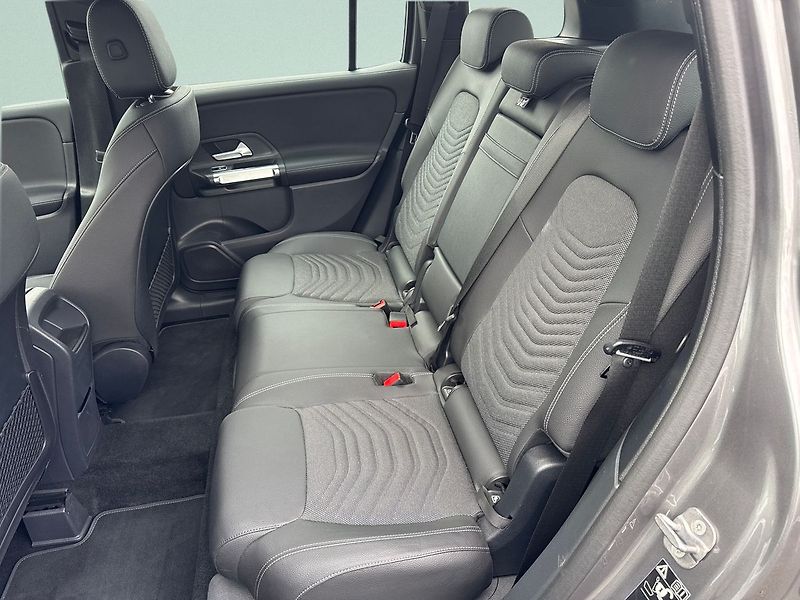 Mercedes-Benz GLB PROGRESSIVE 200d 4MATIC - fotka 14 z 20