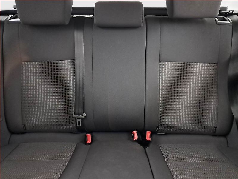 Volkswagen Golf (2009) 1.9 TDI, po STK, CZ doklady - fotka 10 z 15