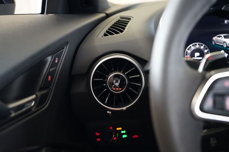Audi TT RS Quattro, B&O, Matrix LED - fotka 25 z 47