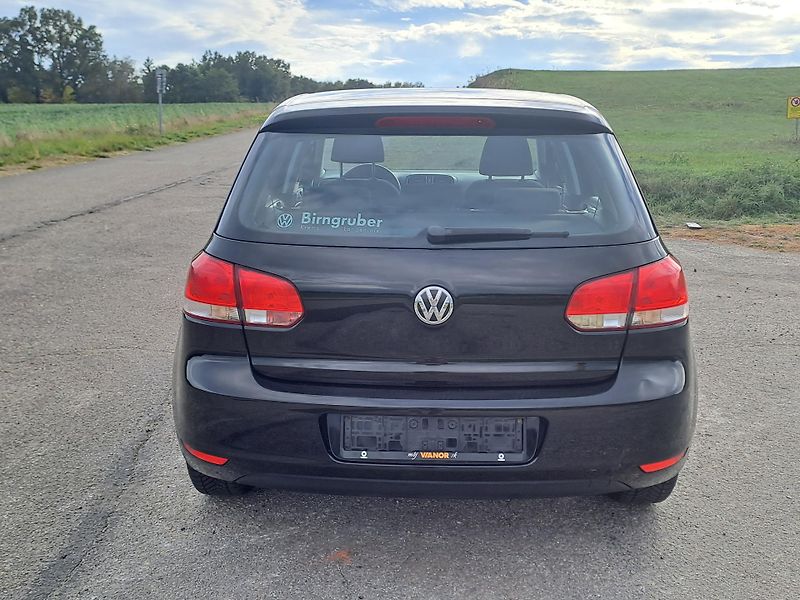 Volkswagen Golf (2012) 1.4 16V 59 KW, SERVISKA, PĚKNÝ - fotka 6 z 36