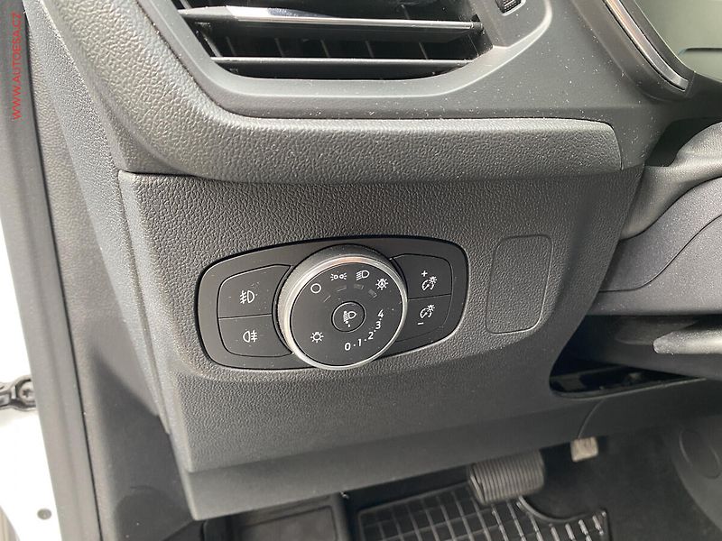 Ford Focus (2023) 1.5 EcoBoost, Active, AT, LED - fotka 15 z 19