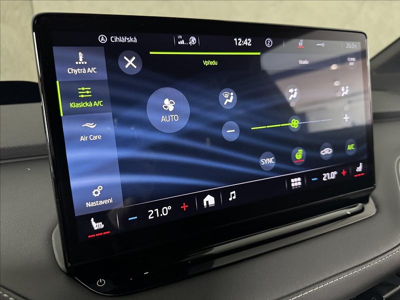 Škoda Enyaq 80x Sportline 4x4 LED Tepelko - fotka 41 z 50